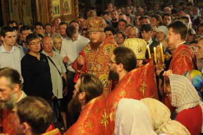 0381_easter-800x531_0