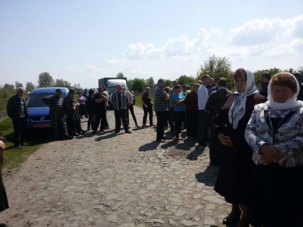 received_687361054736418