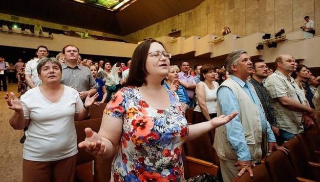 nyjYHi_5bd318c0986265_16988118-tmb-750x428xfill