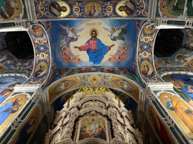 photo_5210987763749479060_y