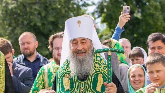 photo_5395647069437424371_y